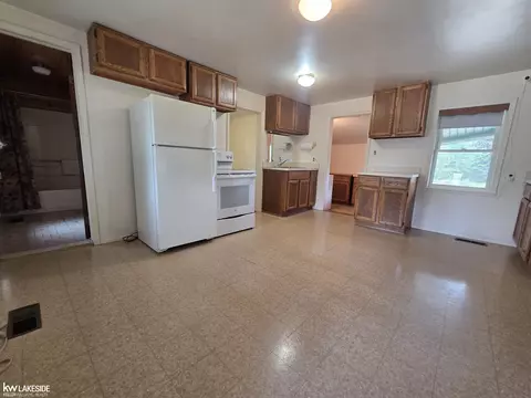 Kitchen - 22545 Pratt, Armada, MI 48005 photo 1 of 11