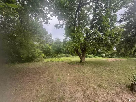 9750 Douglas, Temperance, MI 48182