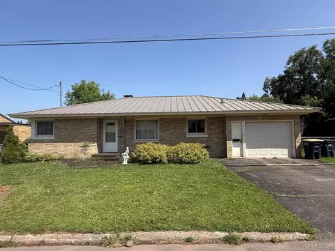 230 W Michigan, Ironwood, MI 49938