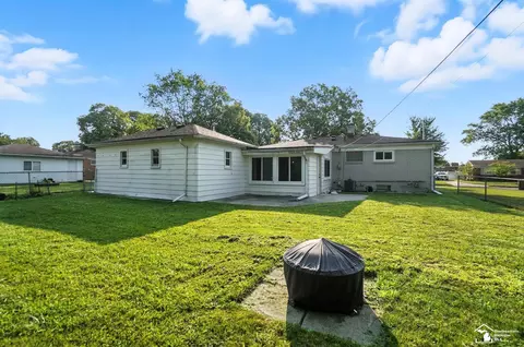 Exterior - 153 Theodore, Monroe, MI 48162 photo 3 of 7