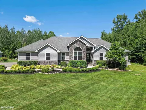 68233 Hartway, Ray Twp, MI 48096