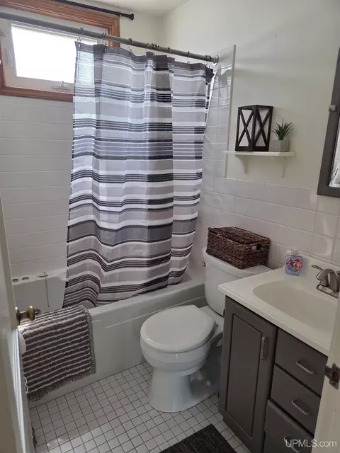 Bath - 1115 S 13th, Escanaba, MI 49829 photo 1 of 1