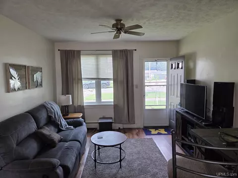 Living - 1115 S 13th, Escanaba, MI 49829 photo 1 of 1