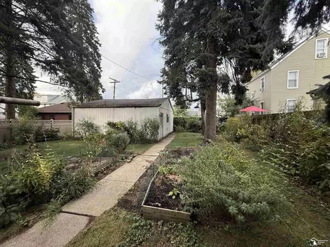 Exterior - 515 Elm, Monroe, MI 48162 photo 6 of 10
