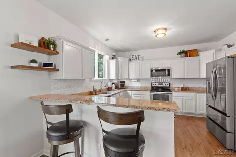 Kitchen - 1654 Nicholas, Adrian, MI 49221 photo 6 of 7