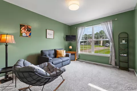 Other - 1654 Nicholas, Adrian, MI 49221 photo 3 of 10
