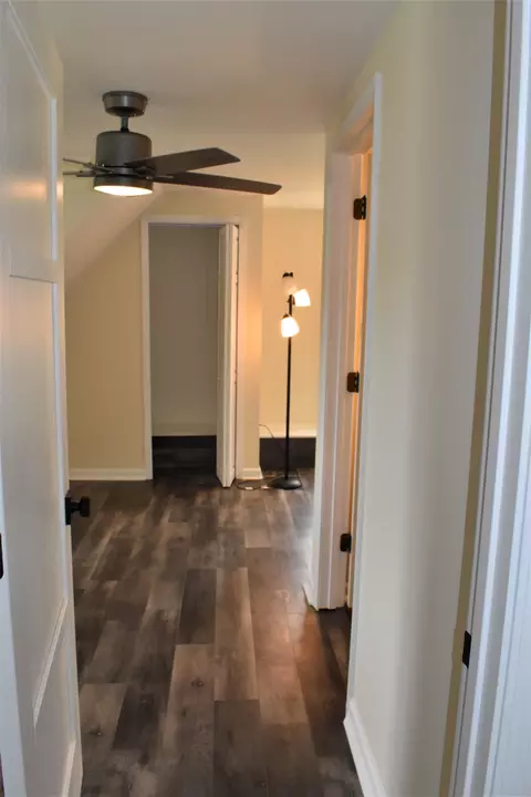Entry Way - 3490 E Pinecrest, Gladwin, MI 48624 photo 5 of 10