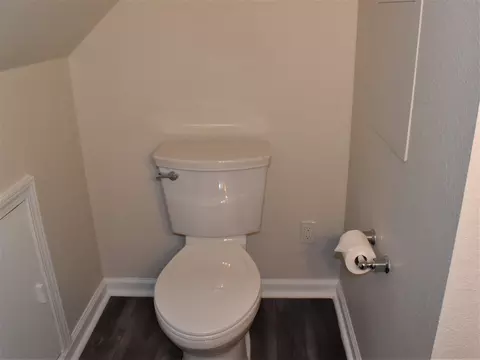 Bath - 3490 E Pinecrest, Gladwin, MI 48624 photo 5 of 6