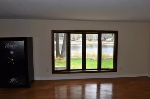 Living - 3490 E Pinecrest, Gladwin, MI 48624 photo 7 of 8