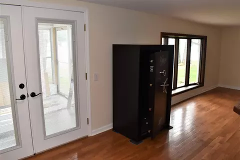 Entry Way - 3490 E Pinecrest, Gladwin, MI 48624 photo 1 of 10