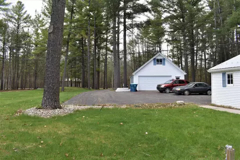 Exterior - 3490 E Pinecrest, Gladwin, MI 48624 photo 7 of 13