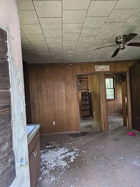 Entry Way - 1849 E M 61, Gladwin, MI 48624 photo 1 of 1