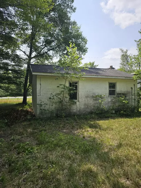 Exterior - 1849 E M 61, Gladwin, MI 48624 photo 1 of 4