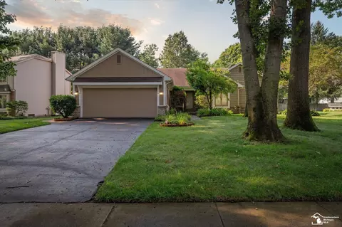 3347 Shadywood, Lambertville, MI 48144