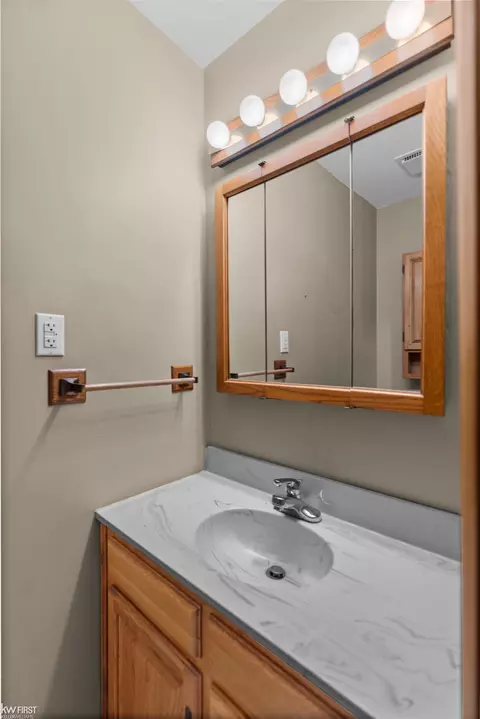 7091 Kalkaska, Davison, MI 48423 photo 22