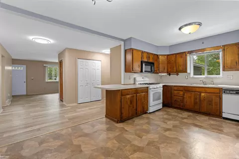 7091 Kalkaska, Davison, MI 48423 photo 8