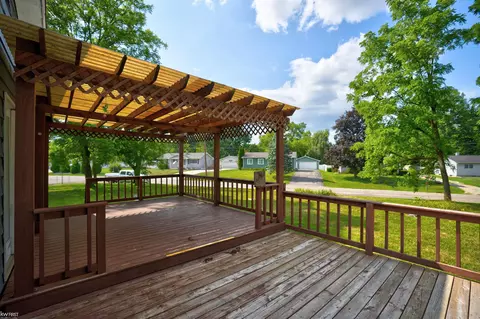 7091 Kalkaska, Davison, MI 48423 photo 4