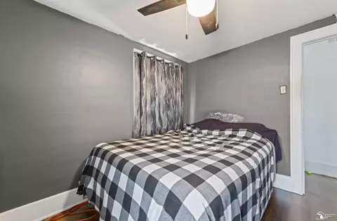 Bedroom - 121 N Roessler, Monroe, MI 48162 photo 2 of 3