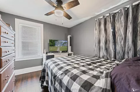 Bedroom - 121 N Roessler, Monroe, MI 48162 photo 1 of 3
