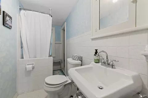 Bath - 121 N Roessler, Monroe, MI 48162 photo 1 of 1