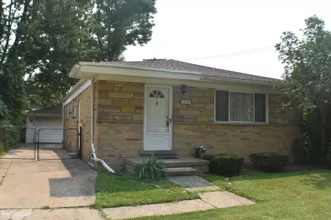 19508 Salisbury, Saint Clair Shores, MI 48080