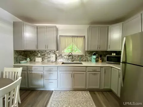 702 Empire, Ishpeming, MI 49849 photo 15