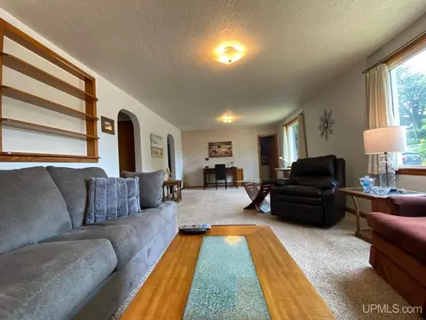 702 Empire, Ishpeming, MI 49849 photo 22