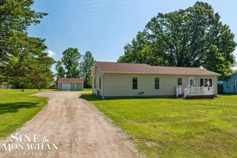 358 Pickford, Kimball, MI 48074