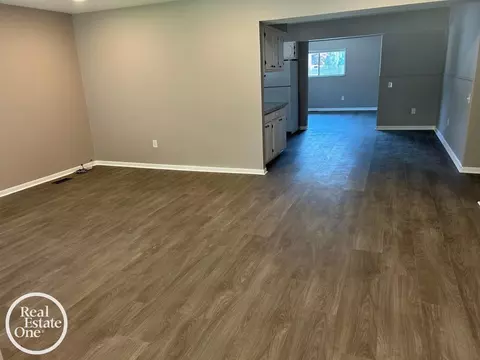 Living - 483 Allard, Grosse Pointe Farms, MI 48236 photo 1 of 3