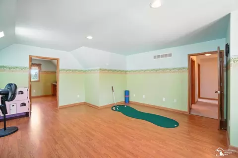 Bedroom - 8989 Steffas Rd, Maybee, MI 48159 photo 11 of 12