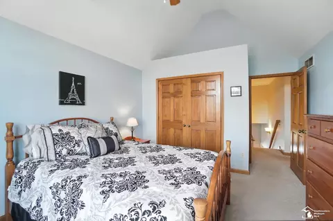 Bedroom - 8989 Steffas Rd, Maybee, MI 48159 photo 6 of 12