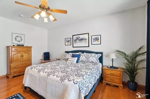 Bedroom - 8989 Steffas Rd, Maybee, MI 48159 photo 3 of 12