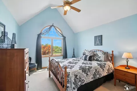 Bedroom - 8989 Steffas Rd, Maybee, MI 48159 photo 5 of 12