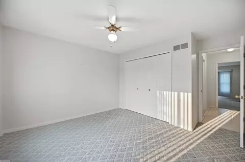 48172 Thorncroft, Macomb, MI 48044 photo 16