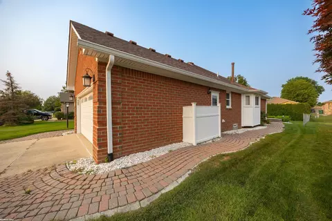 48172 Thorncroft, Macomb, MI 48044 photo 33