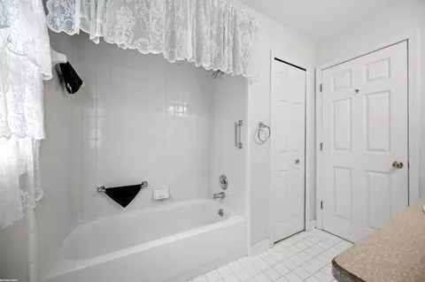 48172 Thorncroft, Macomb, MI 48044 photo 20