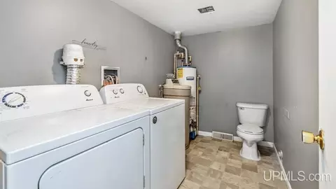 5373 18th, Escanaba, MI 49829 photo 17