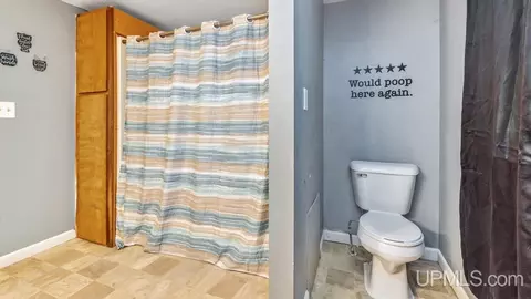 5373 18th, Escanaba, MI 49829 photo 11