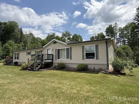 N13515 Newberg, Channing, MI 49815