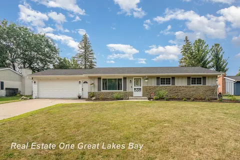 5119 N Kentford, Saginaw, MI 48638