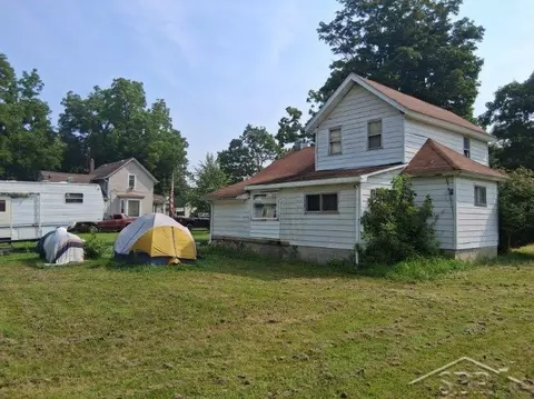 4820 Baldwin, Onondaga, MI 49264