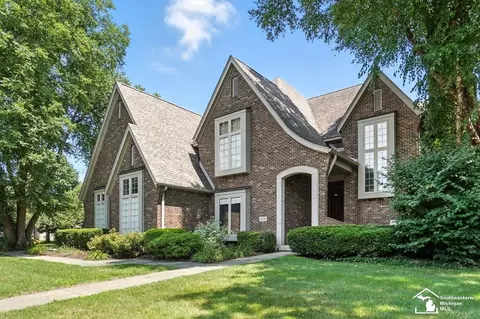 510 Ave De Lafayette, Monroe, MI 48162