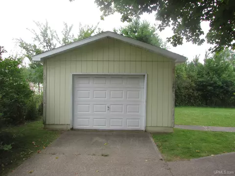 Exterior - 105 W W Fall, L'anse, MI 49946 photo 4 of 4