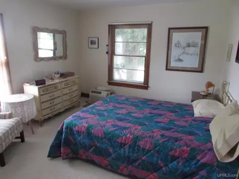 Bedroom - 105 W W Fall, L'anse, MI 49946 photo 3 of 4