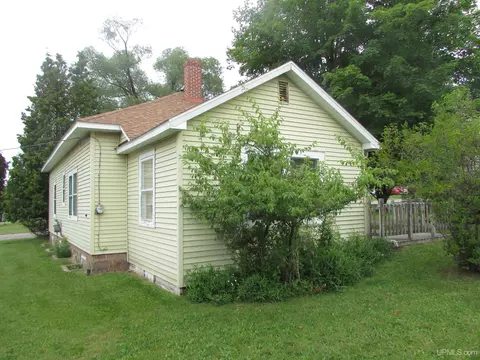 Other - 105 W W Fall, L'anse, MI 49946 photo 1 of 9