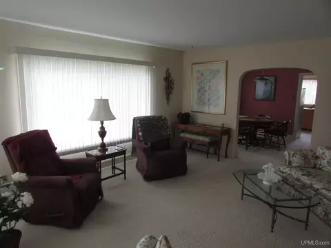 Living - 105 W W Fall, L'anse, MI 49946 photo 3 of 4