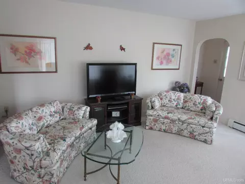 Living - 105 W W Fall, L'anse, MI 49946 photo 2 of 4