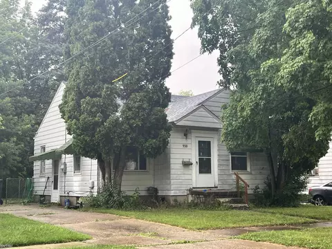 930 Bloor, Flint, MI 48507