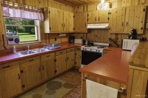 16151 Forest, Rock, MI 49880 photo 13