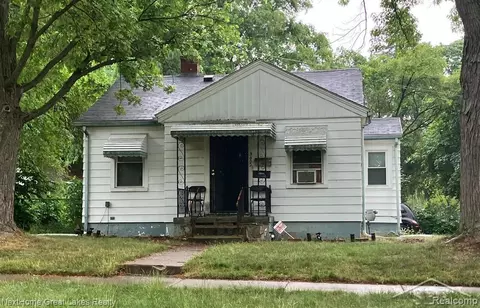 3002 N Chevrolet, Flint, MI 48504